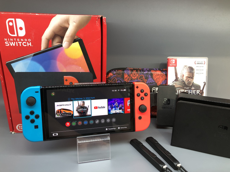 Игровая приставка Nintendo SWITHC OLED 64GB