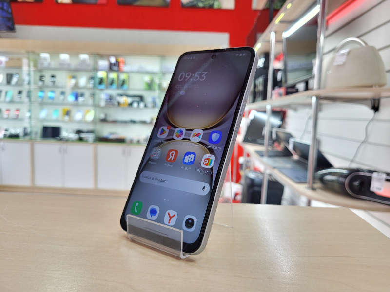 Мобильный телефон Tecno Spark 40C