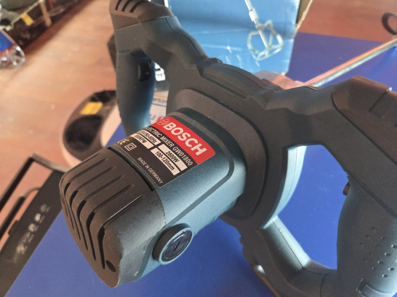 Строительный миксер Bosch 2600W