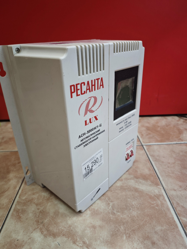 Стабилизатор напряжения Стабилизатор Ресанта ACH-5000H/1-Ц