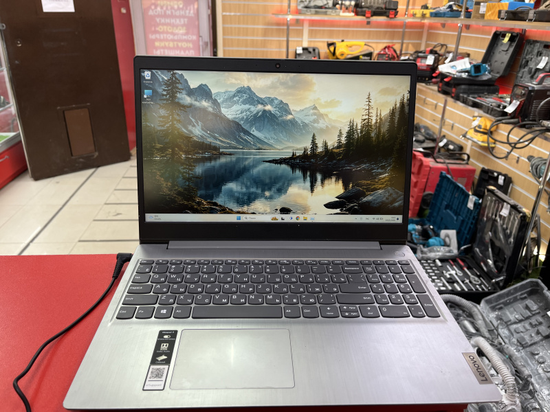 Ноутбук Lenovo 81w1