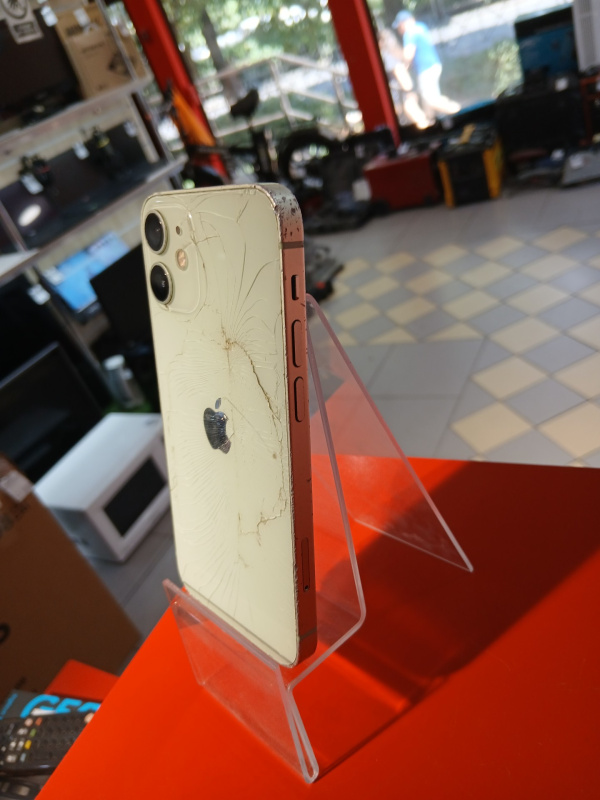 Мобильный телефон Apple iPhone 12 Mini