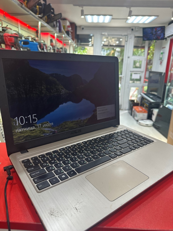 Ноутбук ASUS R543U